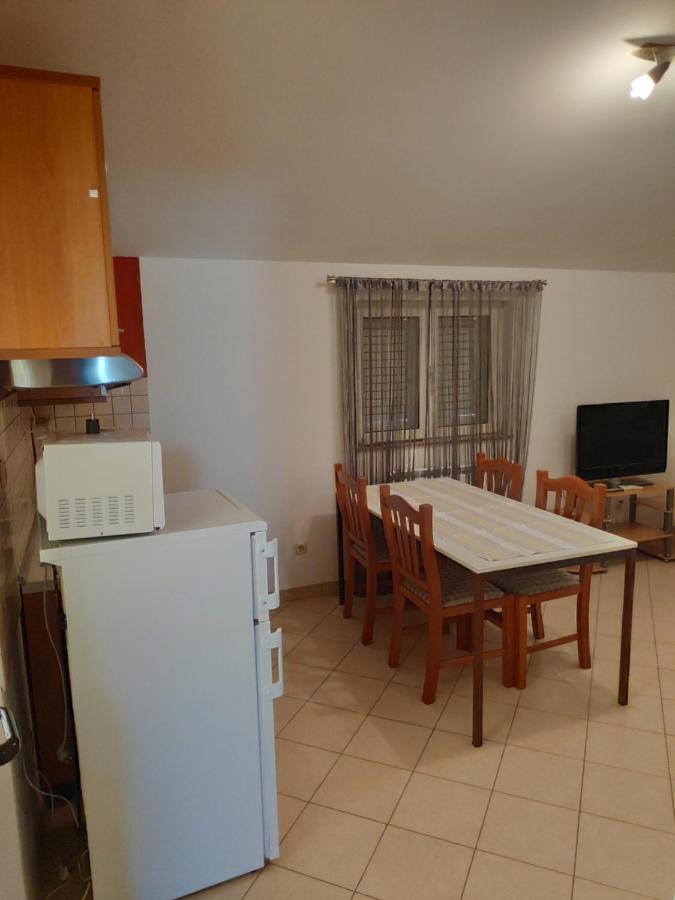ביוגראד נה מורו Apartments Mario מראה חיצוני תמונה