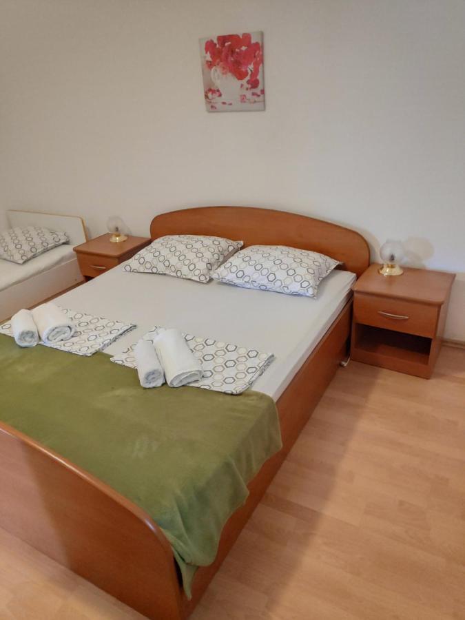 ביוגראד נה מורו Apartments Mario מראה חיצוני תמונה
